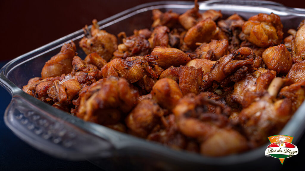 Hoje é dia de #petiscos, peça o #frangoàpassarinho do #reidapizzaczs