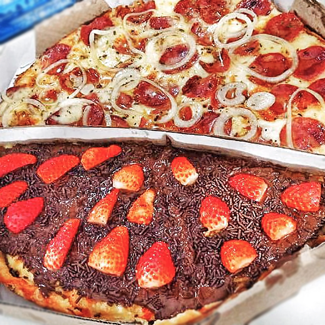 #pizza 🍕 de morango com chocolate e #calabresa da #reidapizzaczs